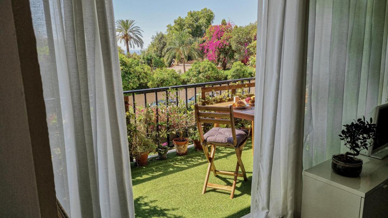 Vista desde el salón a la terraza